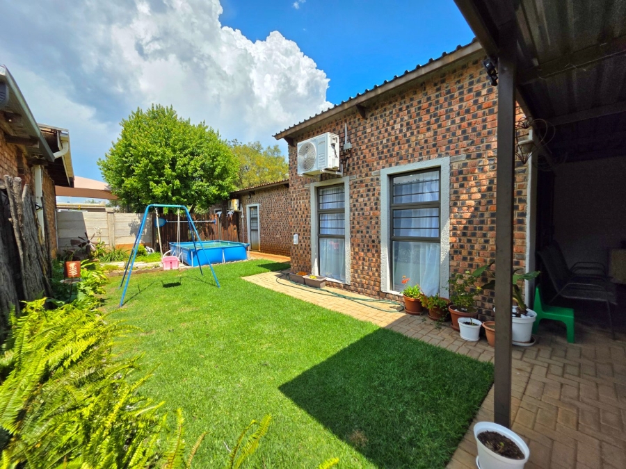 3 Bedroom Property for Sale in Universitas Free State